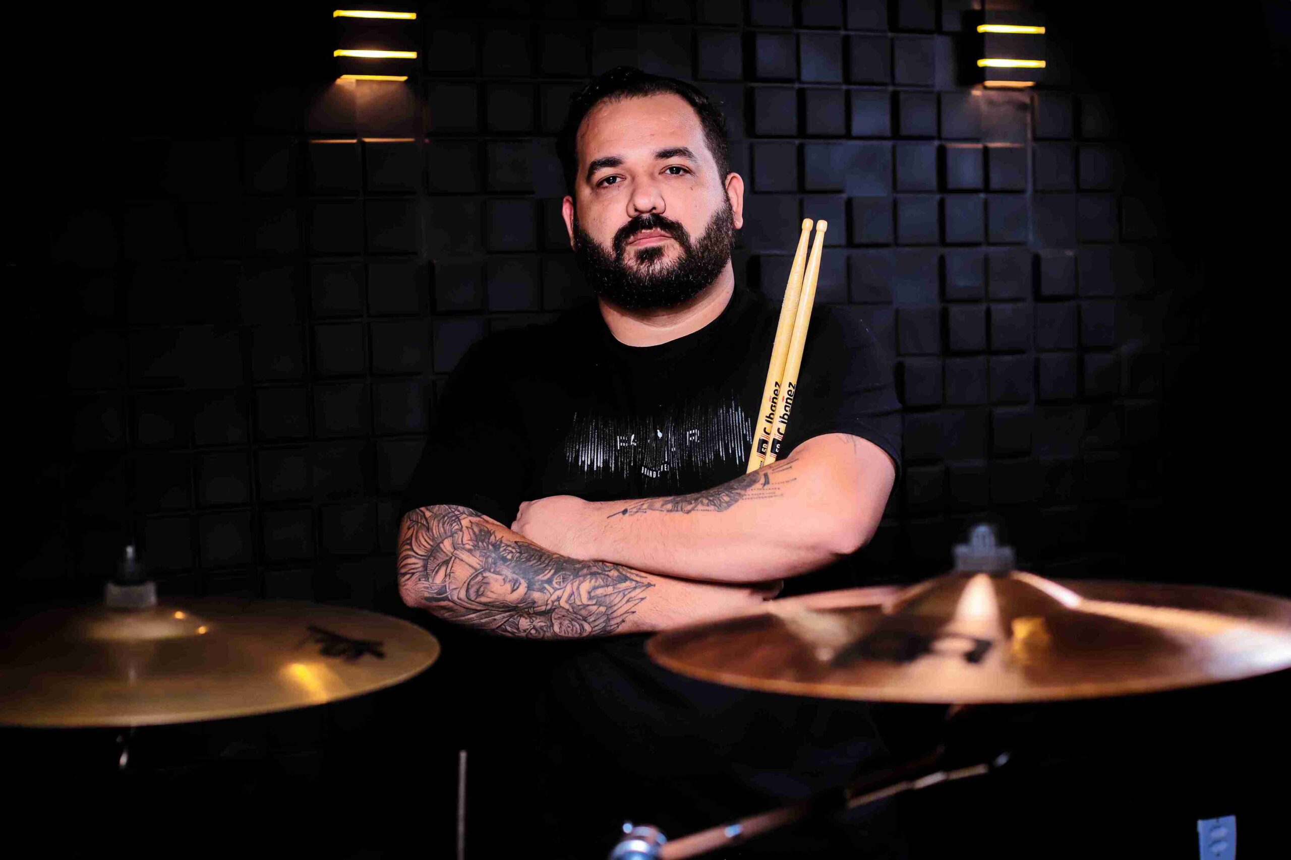 Baterista brasileiro Willian Amorim lança seu ambicioso projeto solo com o EP “The Elven Curse”