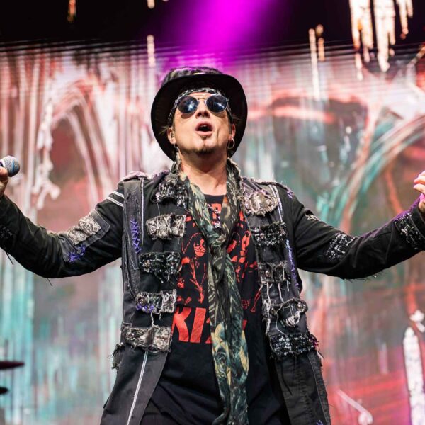 TOBIAS SAMMET COMENTA SEUS ÚLTIMOS MOMENTOS COM ANDRE MATOS