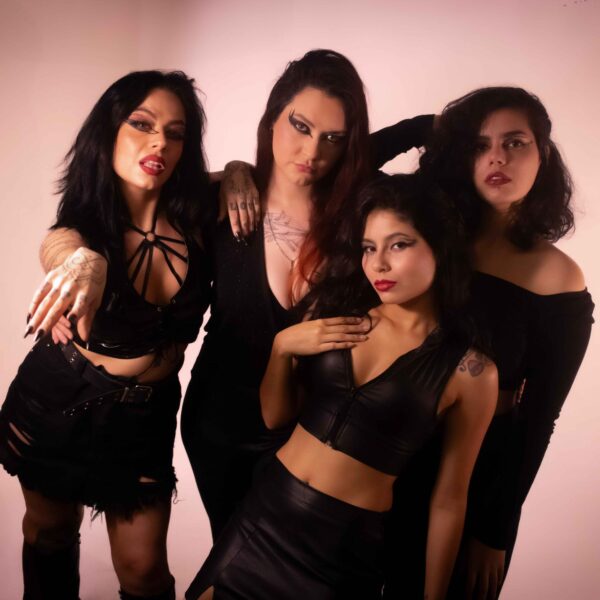 Malvada lança videoclipe de “RNR GRL”, reforçando o protagonismo feminino no rock pesado