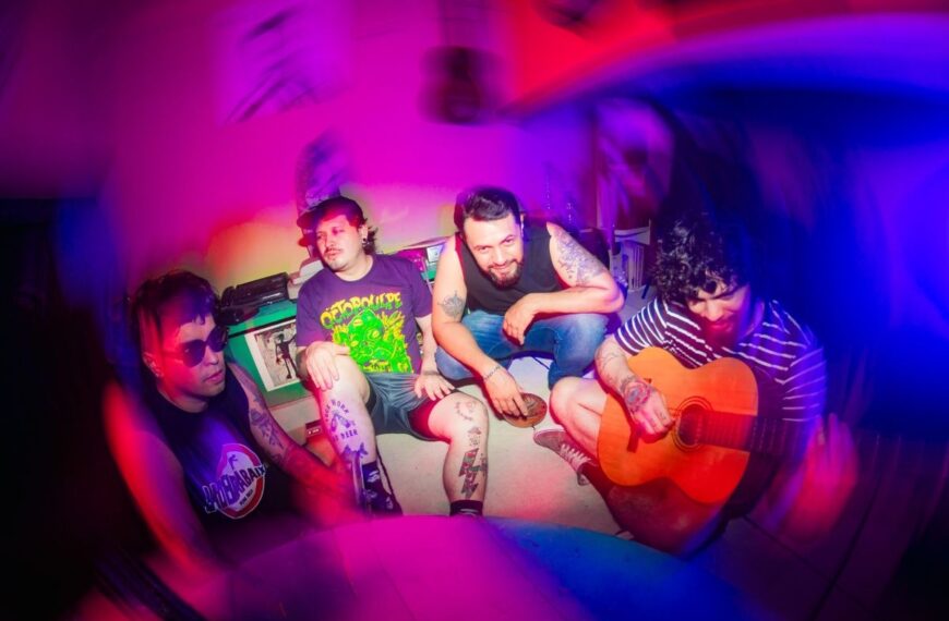 Antiga Roll e Dpeids se unem no split “Enquanto o Mundo Apodrece”