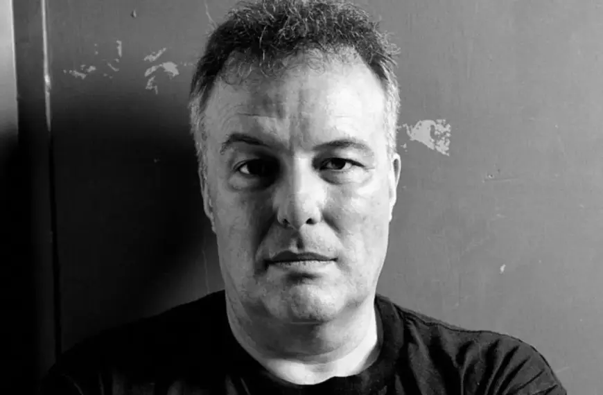 Ex-vocalista do Dead Kennedys, Jello Biafra, é hospitalizado após sofrer derrame