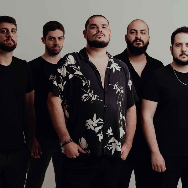 Maestrick anuncia show ao lado de Jack The Joker e New Democracy em São Paulo no dia 19 de abril