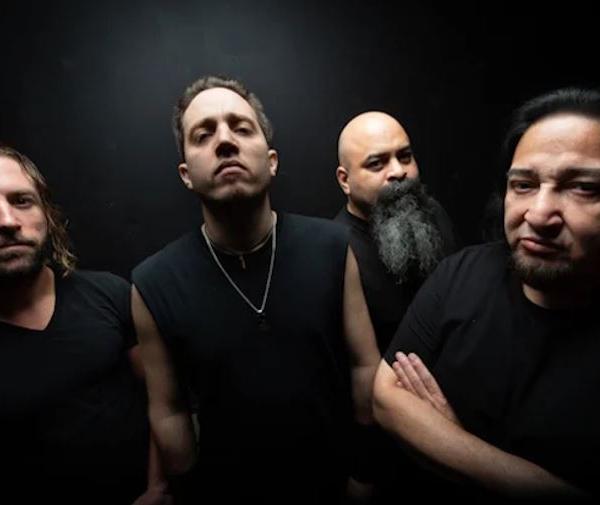 Dino Cazares revela detalhes do novo álbum do Fear Factory, “Humanity In Fragments, AI Dominates”