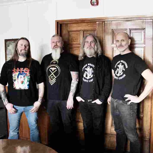 ENSLAVED lança EP digital com cantos de trabalho marítimos ‘Sea Shanties’