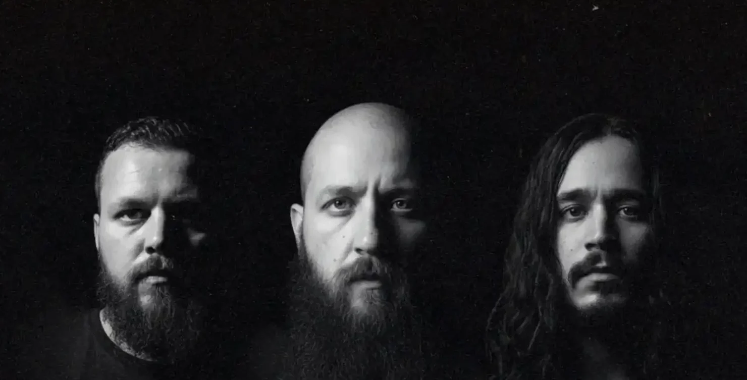 Atheros lança “A Verdadeira Face” e aprofunda discurso sobre falsidade e relações humanas