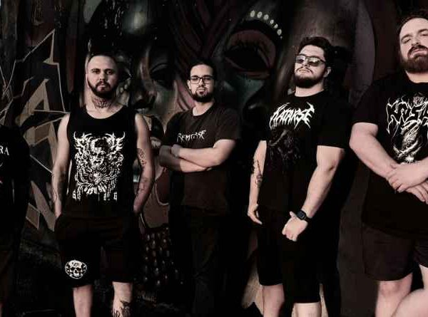 Katarse lança o EP “Consumidos Pela Fé” e expõe o uso da religião como controle social