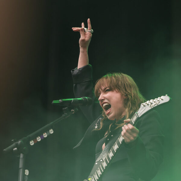 Halestorm retorna ao Brasil após 9 anos e combina hard rock com empoderamento feminino no Monsters of Rock