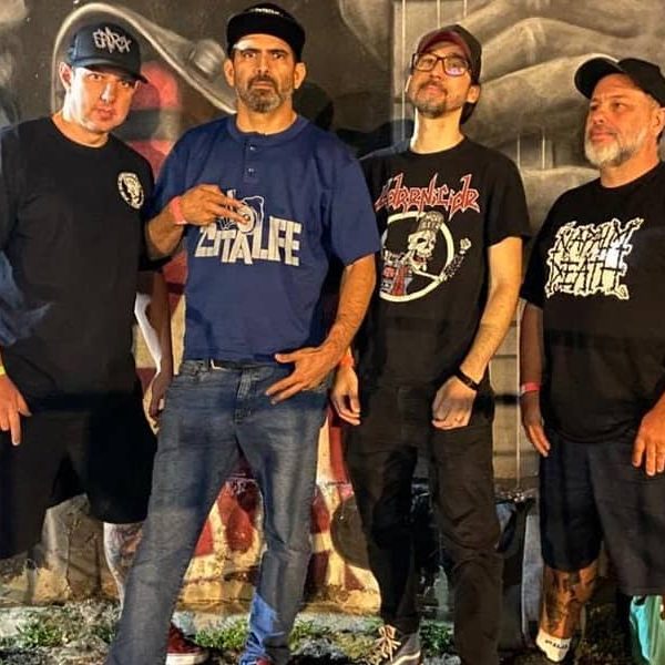 Gritos do Submundo: Coletânea (4 Way Split) reúne veteranos e novos nomes em um ataque brutal do underground paulistano