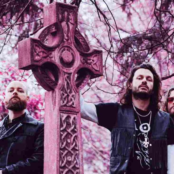 GREEN LUNG lança novo single/videoclipe ‘Necropolitan Line’