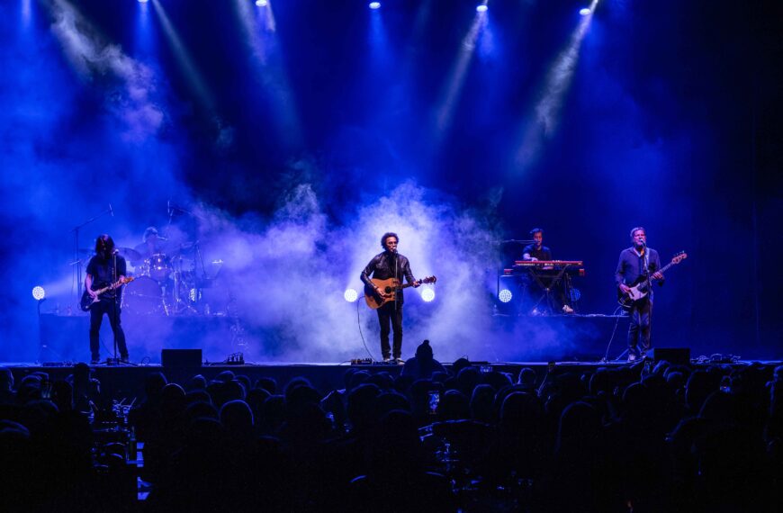Eagle-Eye Cherry emociona São Paulo com noite repleta de sucessos e conexão genuína com o público no Tokio Marine Hall