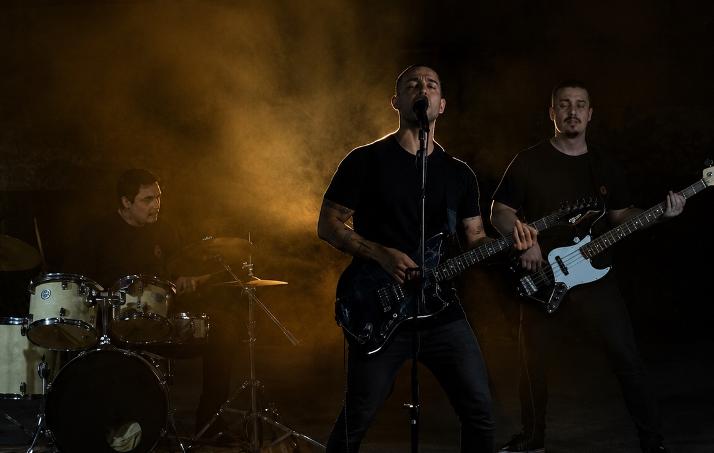 Agonia lança o novo single “Rocha Eterna” e reafirma sua identidade no metalcore