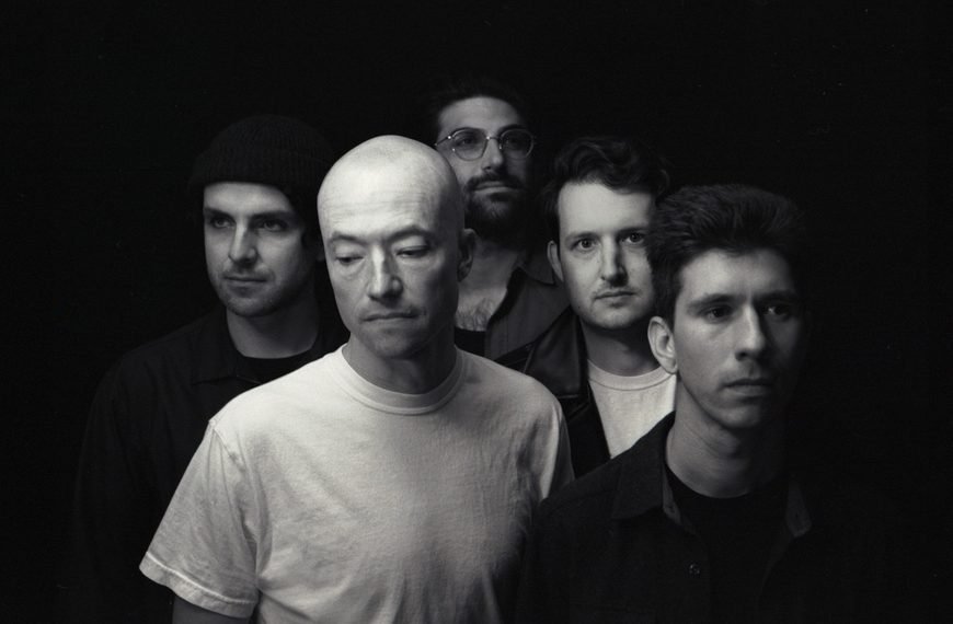 Touché Amoré celebra 10 anos do ‘Stage Four’ neste sábado no Cine Joia