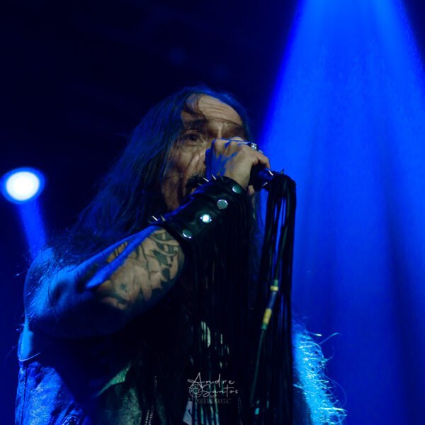 Amorphis revisita suas raízes e destaca nova fase em show em São Paulo