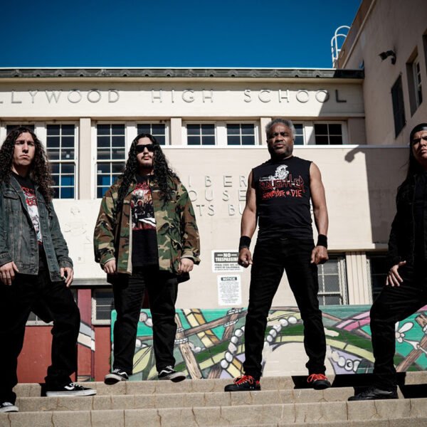 Bréa Extreme Tour 2027 junta três pioneiros do crossover e do thrash metal