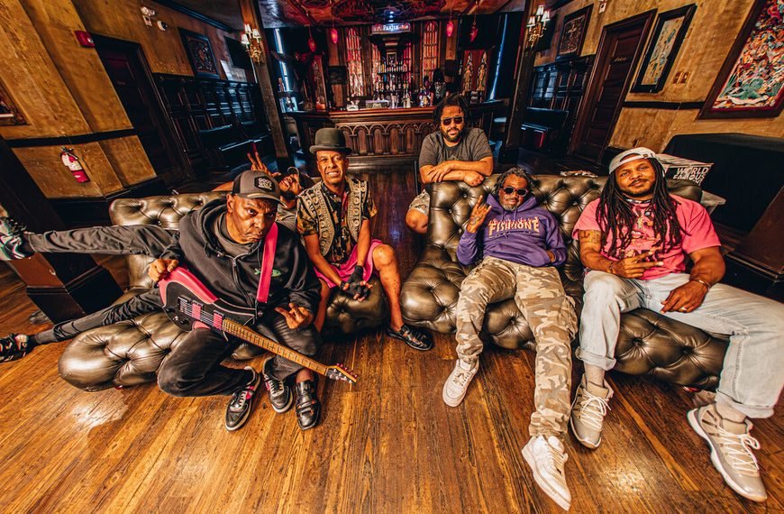 Fishbone, nome histórico da fusão entre punk, ska e funk, volta a São Paulo em outubro